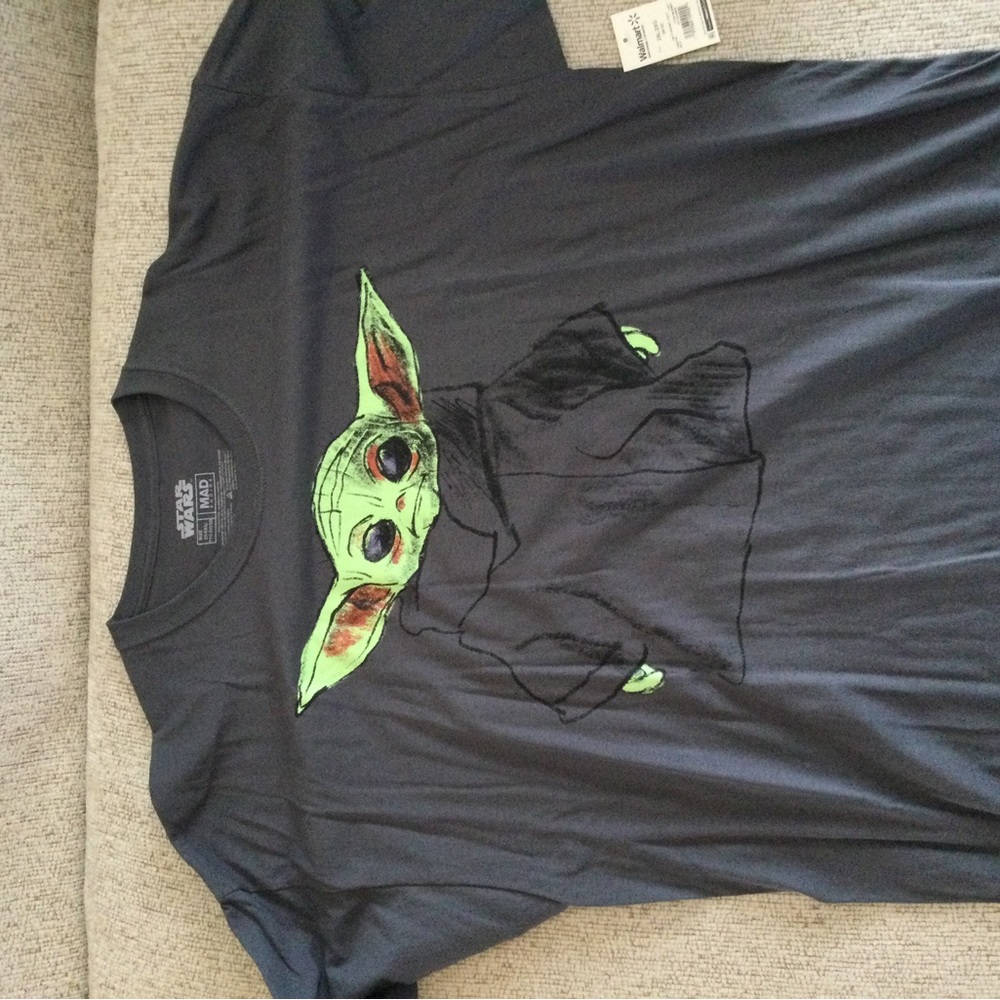 XXL baby yoda shirt gray never worn